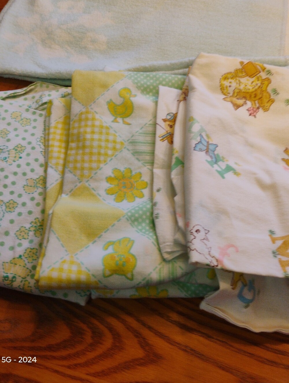 Crib Bundle - Picture 3 of 5
